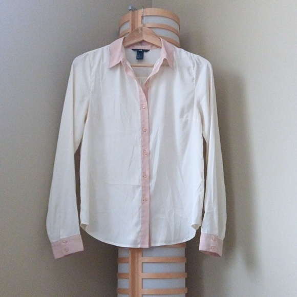 H&M Tops - 🪇2for$15 Ptp 17" H&M Cream and Pink Casual Button Down Shirt